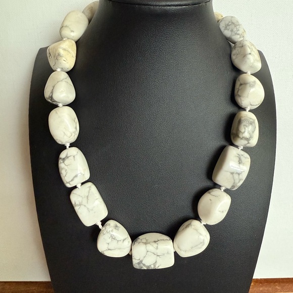 Large Howlite Faceted Tumbled  Beads Known with Tranquility, Patience & Calm - Picture 4 of 9